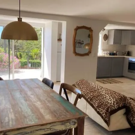 Alexandra * La Croix-Valmer